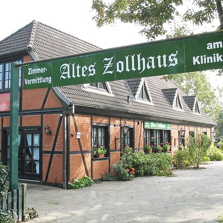 Altes Zollhaus Am Klinikum Hotel Любек Екстериор снимка